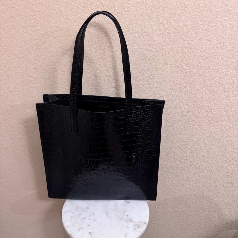 NWT Women TED BAKER Large Icon faux croc embossed classic black Shopper Tote bag - Picture 2 of 6